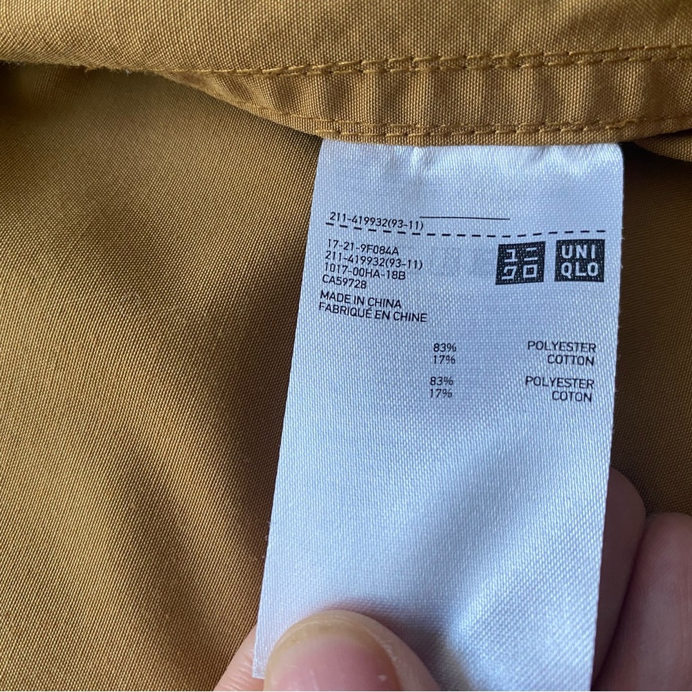 Uniqlo Hooded Parka / Windbreaker Jacket - Picture 6 of 11